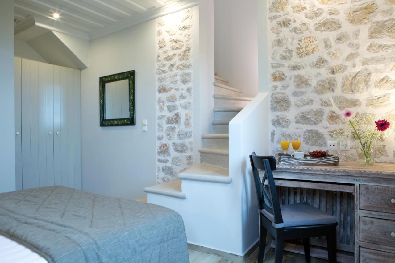 Acquaterra Villas Tsoukaládhes エクステリア 写真